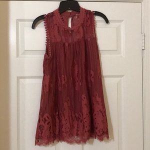 Super cute, coral lace tank top